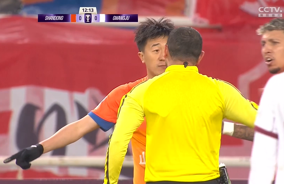 包含美洲杯赛后再迎强敌，山东泰山止住颓势，主帅态度——更衣室稳定，训练强度显著提升的词条开云体育